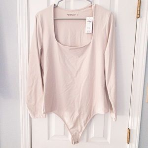 Abercrombie long-sleeve double layered seamless fabric squareneck bodysuit